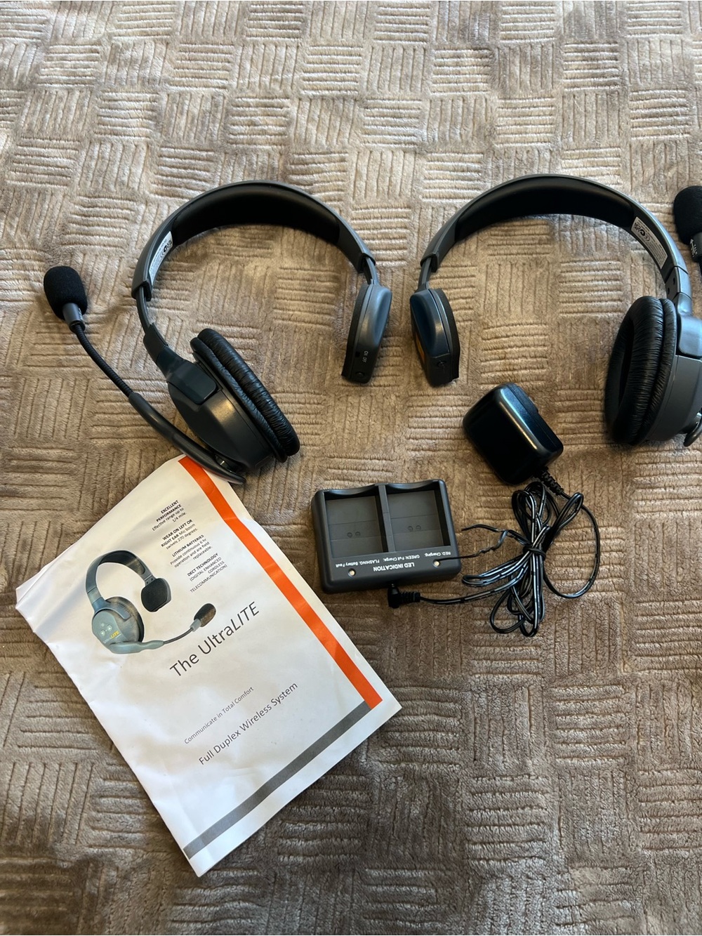 Eartec Dual Wireless Headset System — USED ONCE!
